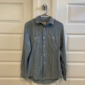 Long sleeve button up